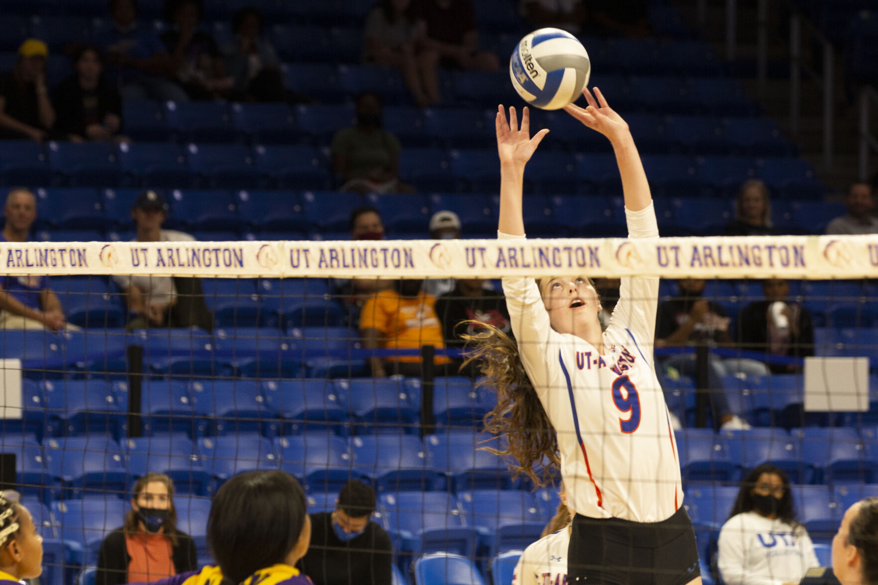 Photos: UTA volleyball earns first two wins of season at third annual Maverick Invitational